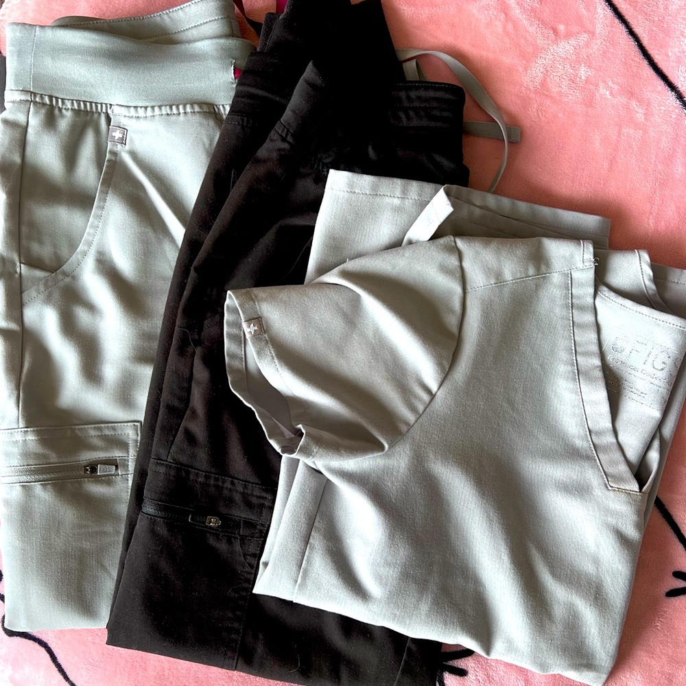 Figs scrubs